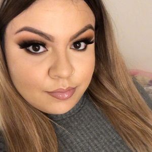 Meet your Posher, Karla